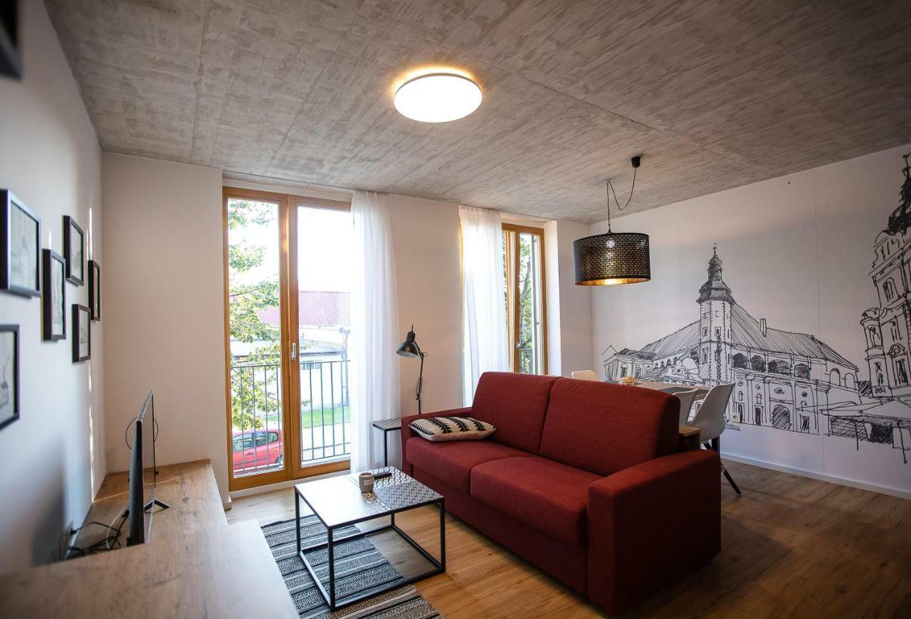 Postcard City Apartments Марибор Экстерьер фото